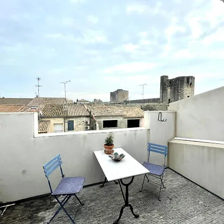 Chambre, Balcon, Vu Remparts, Clim Homestay